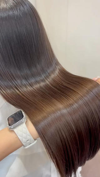 #ヘアカラー#インナーカラー#髪質改善#ダブルカラー#ケアブリーチ#学割U24#ブリーチ#ブリーチカラー#ワンカラーネイル#ピンクカラー#ピンクベージュ#ブルーブラック#グレーベージュ#パリジェンヌ#マツパ#髪質改善トリートメント#酸性ストレート#ザクザクレイヤーカット#レイヤーカット#レッドカラー#シースルーマッシュ#メンズマッシュ#センターパート#韓国ヘア#グレージュカラー#透明感カラー#ニュアンスパーマ#ブリーチなしダブルカラー#ブリーチを使わないダブルカラー#低ダメージカラー 