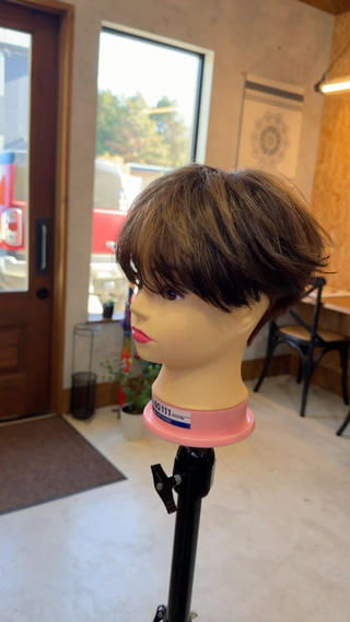 ローライト+エンドカラーでハイトーン苦手な方でも似合いやすく