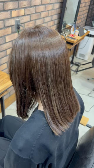 ブリーチなしダブルカラーグレージュで透明感アップ 