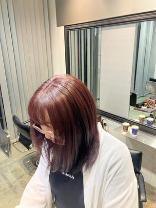 カラーバターを使用した高発色ワンカラー️
秋にもぴったりなピンクラベンダーブラウン

5ステップトリートメントをプラスして、  
思わず触れたくなるようなツヤ髪に  

トリートメントの追加もおすすめです
トリートメント追加ご希望の方はカウンセリング時にお伝えください 