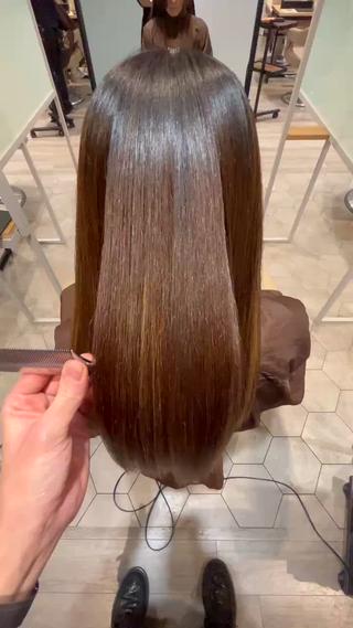 HAIR＆MAKE EARTH元住吉所属・美髪の神様 髪質改善特化掛川大輝のヘアスタイル