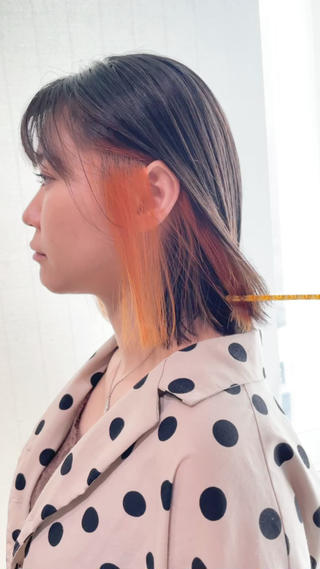 乾かすだけでキレイにまとまるショートヘアならお任せ下さい1人ひとりに似合うデザインをしっかりカウンセリングしてご提案していますアイロンなしでオイルやバームをつけるだけでオシャレになるのでスタイリングがとっても楽です
 