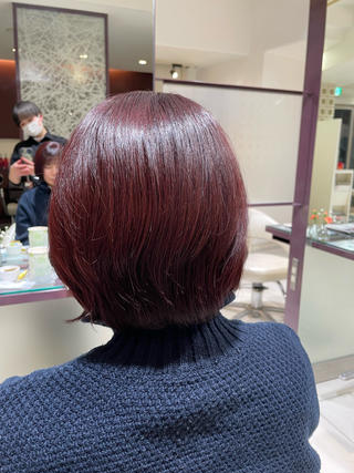 ショート ZENKO国分寺所属・まるやま ひなこ/艶髪カラーのヘアスタイル