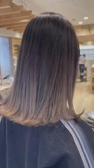 セミロング 渋谷ハイトーン/ デザインカラー阿部のヘアスタイル