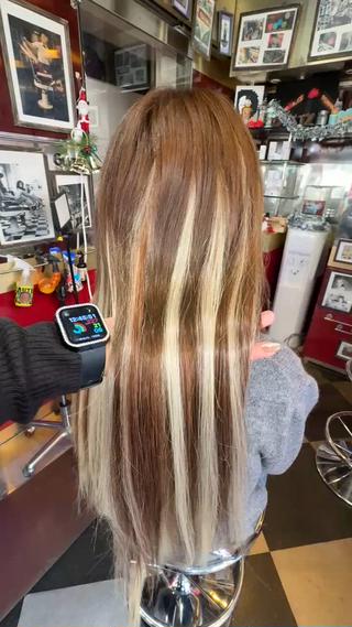 👑派手髪/カット 👑ANRYのヘアスタイル