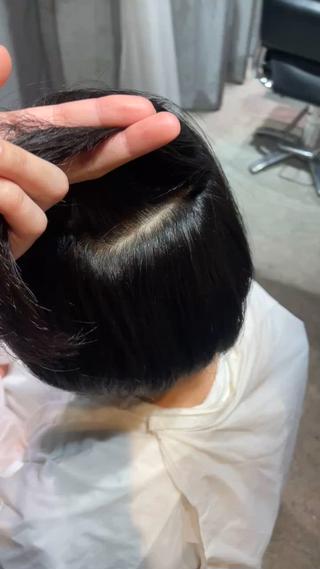 自然な丸みを意識した縮毛矯正
ショート・ボブでも綺麗に自然に縮毛矯正をさせていただいています 