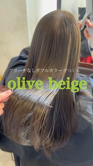 ベースが赤みのあるブラウンにオリーブをたっぷり入れたカラーに︎1ヶ月後赤みの少ないベージュに

♡透明感が欲しい方、オリーブカラー挑戦したい方！ご相談くださいなりたいイメージに合わせてメニューご提案します!
♡こちらのアカウントのdm・ホットペッパーからご予約お待ちしております

#オリーブカラー #オリーブカラー名古屋 #名古屋オリーブカラー #オリーブグレージュ #オリーブブラック #オリーブベージュ #オリーブブラウン #グリーンカラー #グリーンヘアー #レイヤーカット #カットモデル名古屋 #名古屋カットモデル 