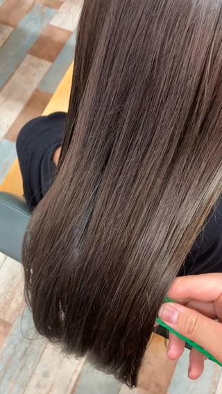 ロング カラー door white hideのヘアスタイル