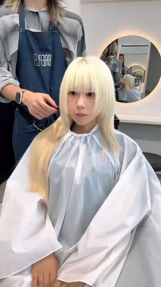 ロング カラー ヘアアレンジ エクステの神様 ▫️原島ユウヤ▫️のヘアスタイル