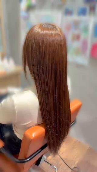 ロング カラー ヲタクに美容室は難しい。～アニメ、アイドル、サブカルを愛するヲタサロンだった件～所属・ヲタ件。/カラー🌷 ヨナのヘアスタイル