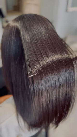 セミロング 🖤美髪師🖤 縮毛矯正🥀emiのヘアスタイル