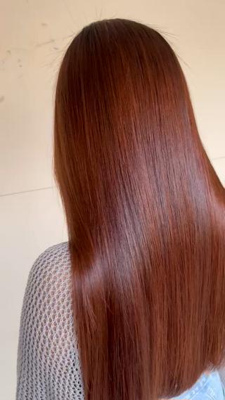 ロング ⭕鏡のような劇艶と レイヤー⭕️サトシのヘアスタイル