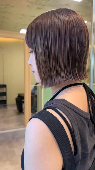 ミディアム ボブ/ぱつっとボブ/ 谷口 海星のヘアスタイル