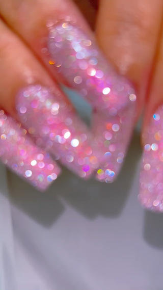 Après Gel-Xコフィン ミディアム
オプションカラー:フラッシュネイル
長さ出し/ワンカラー/海外ネイル/