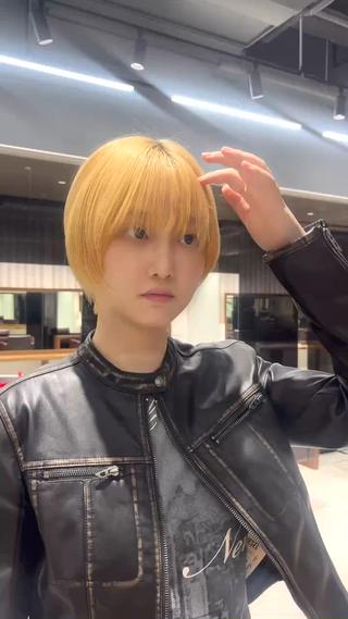 ショート 石塚 瑛里菜のヘアスタイル