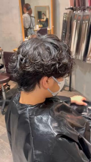 ショート パーマ メンズ ハイトーン🇰🇷 19歳美容師アリルのヘアスタイル