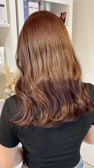 セミロング カラー ヘアアレンジ 山﨑 まなかのヘアスタイル