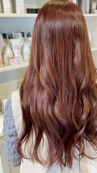 ロング 山﨑 まなかのヘアスタイル