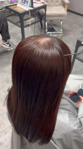 セミロング 水田仁 【美髪髪質改善】のヘアスタイル