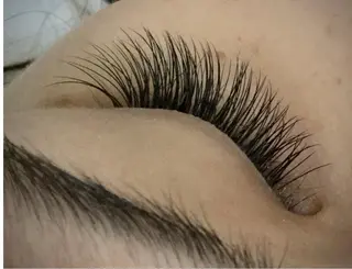 マツエク・マツパ Merry（メリー)所属・Merry 霞ヶ関南口1分のマツエク・マツパデザイン