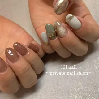 ミディアム pllia beautyのネイルデザイン