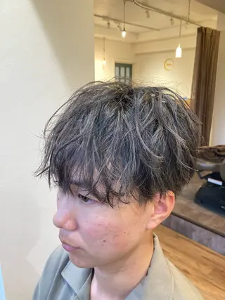 ショート HUES(ヒューズ)所属・無料カットモデル✂️ 城下竜二のヘアスタイル