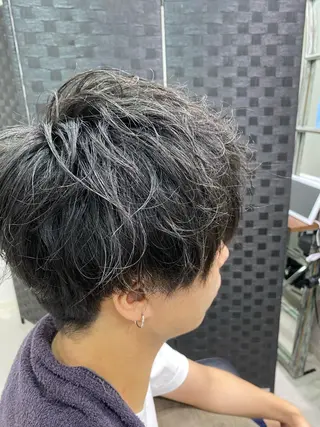 ショート カラー特化 横川　翔希のヘアスタイル