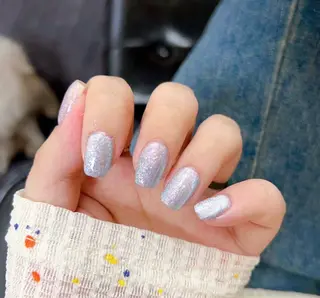 ネイル 高木 維麗絲のネイルデザイン