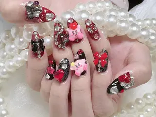 ネイル NANAKO 🌼のネイルデザイン
