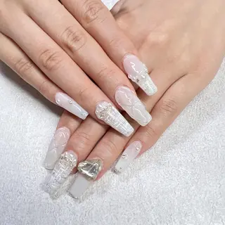 ネイル Rire_eye+beauty_nail所属・Rire_ nail_yukiのネイルデザイン