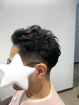 ショート パーマ メンズ ミズホテラス所属・国領 善久のヘアスタイル