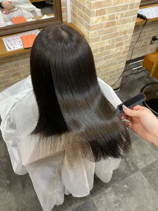 セミロング 美髪ヘア 🤍erikaのヘアスタイル