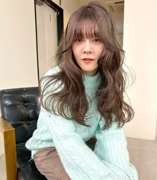 ロング カラー mizuki/ピンク ベージュ.レイヤーのヘアスタイル