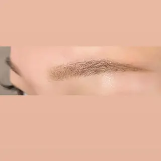 アイブロウ m.grey所属・m.grey Nishiteのマツエク・マツパデザイン