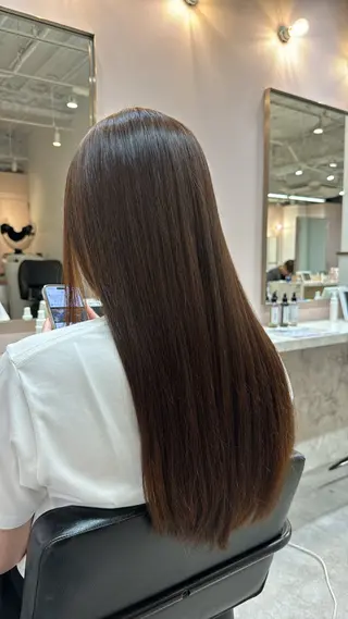 ロング ガレリアエレガンテ サカエテン所属・田中俊 縮毛矯正 髪質改善のヘアスタイル