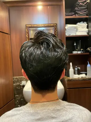 ミディアム 佐藤 康太のヘアスタイル