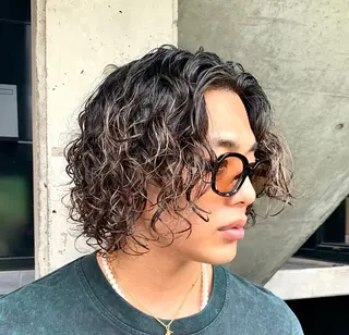 セミロング パーマ メンズ 瀧本 一樹のヘアスタイル