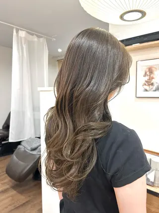 ロング カラー 久保田 優のヘアスタイル