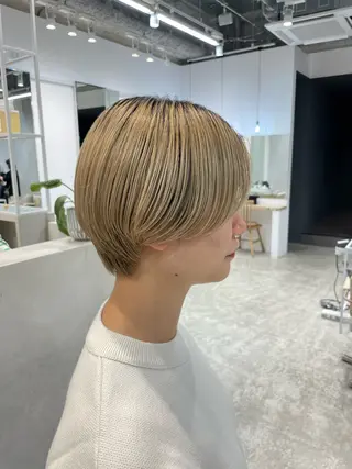 ショート レイヤーカット Kinoのヘアスタイル