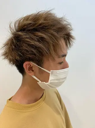 メンズ 🐺ウルフ× ハイトーン🐺MOEのヘアスタイル