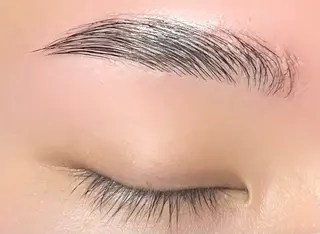 アイブロウ 安江 雪乃のマツエク・マツパデザイン