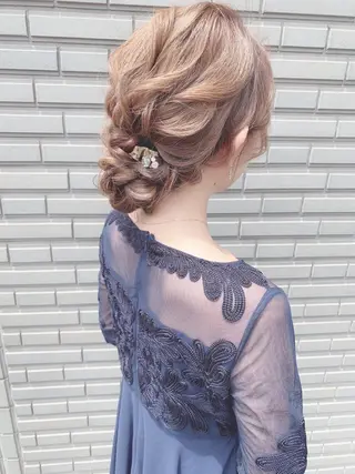 セミロング 可児 令路のヘアスタイル