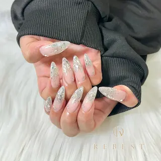 ネイル ❤️💛REBEST 付け放題Nailのネイルデザイン