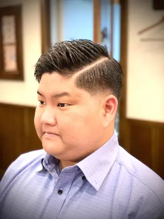 ショート HIRO銀座　バーバーショップ丸の内所属・ヒロ銀座 林のヘアスタイル