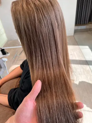 ロング カラー 柳澤 和也のヘアスタイル