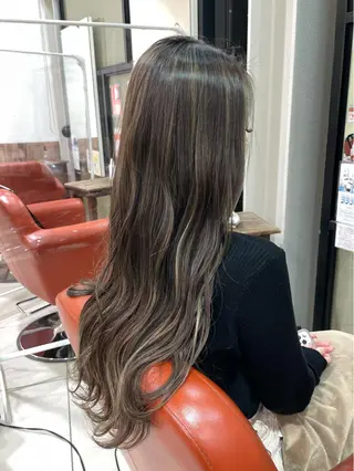 ロング カラー ヘアアレンジ 井上 武輝のヘアスタイル