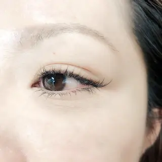 マツエク・マツパ private salon moco所属・まつ毛&ワックス脱毛 tomoの眉毛・アイブロウイメージ