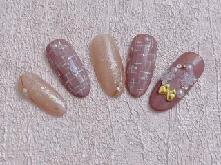 ネイル KARI ネイルサロンのネイルデザイン