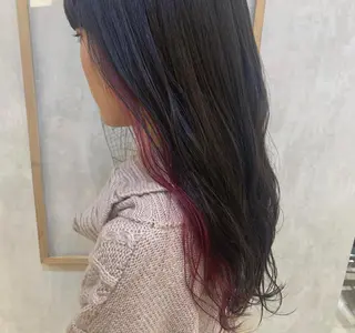 カラー glad hairのヘアスタイル