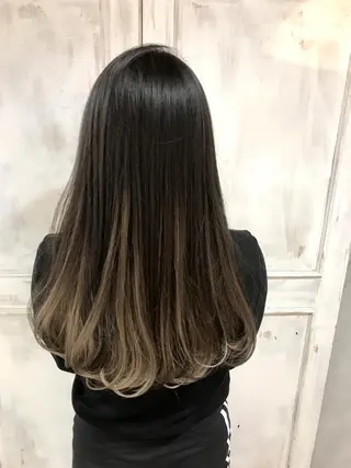 ロング 新井 広樹のヘアスタイル